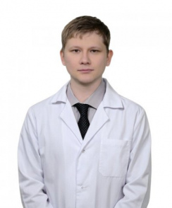Хасимуллин Роман Равилевич невролог